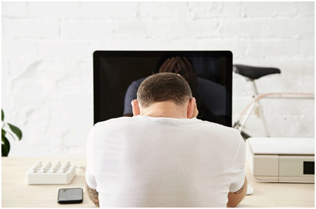 From Screen Time to Me Time: Reclaiming Balance in the Digital Age