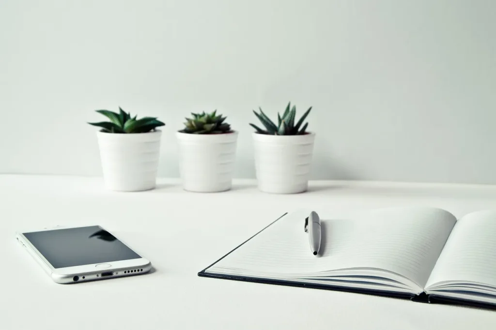 desk-phone-Phone-Number-02283822567