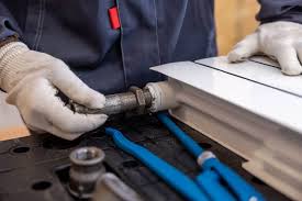 Emergency Plumber vs General Plumber: Which Should You Contact First?